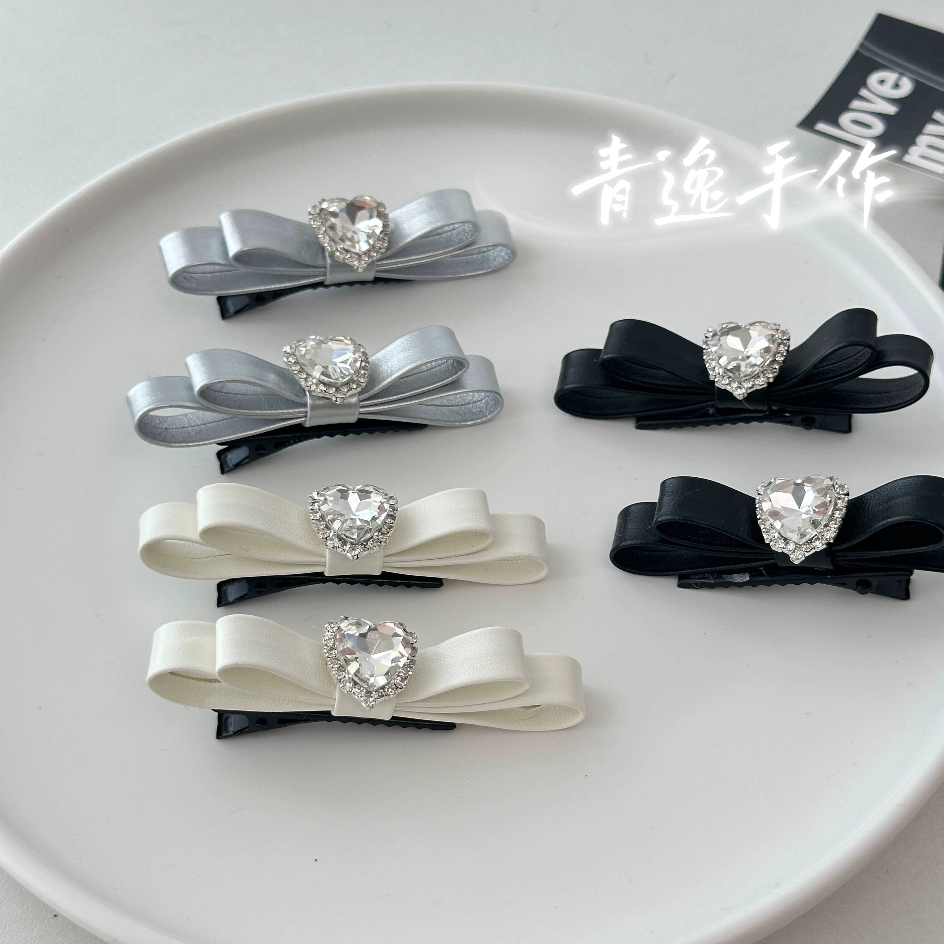 Landmine Style Lace-style Hear - đánh giá và giá Hair Clips